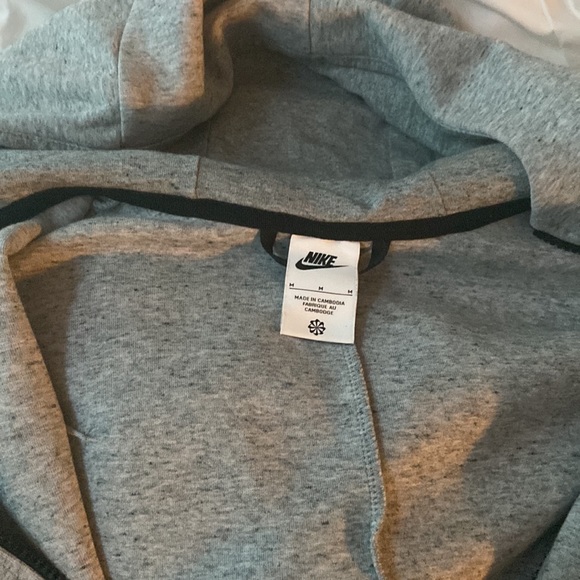 Nike tech fleece - Picture 3 of 3
